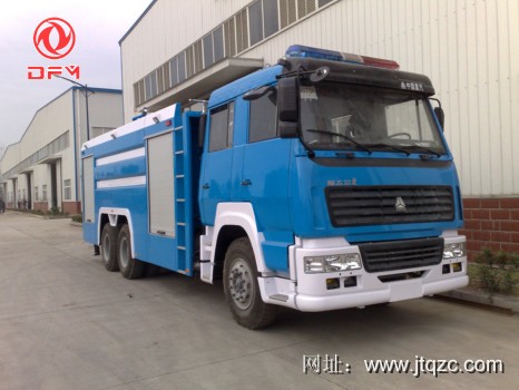 斯太爾后雙橋干粉消防車(chē)